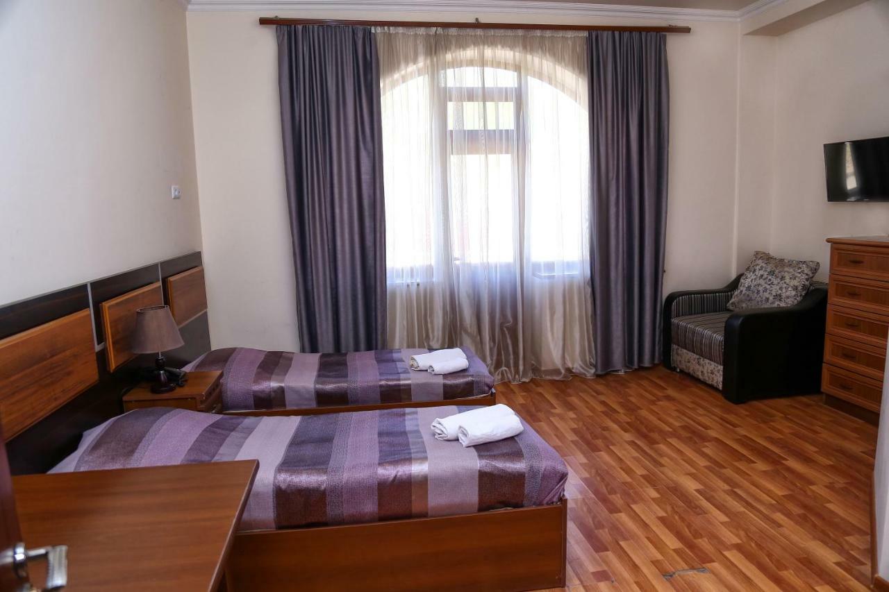 Lara Hotel Goris Eksteriør billede